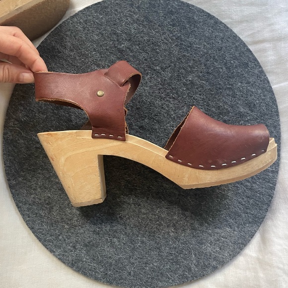 Bryr size 38 clogs - Picture 3 of 8